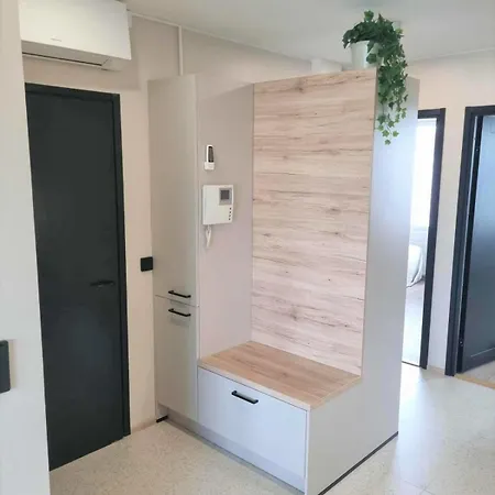 Apartment Moderni Kattohuoneisto *