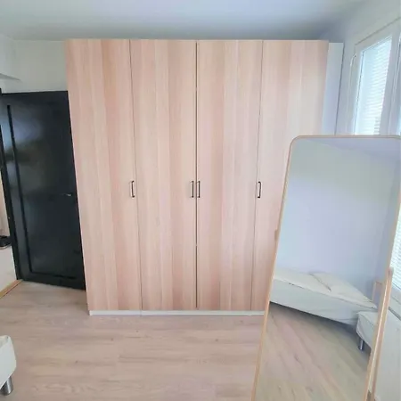 Moderni Kattohuoneisto Apartment Tampere